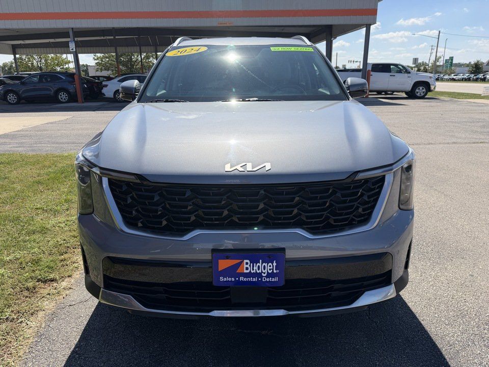 Used 2024 Kia Sorento S AWD/4WD image 8