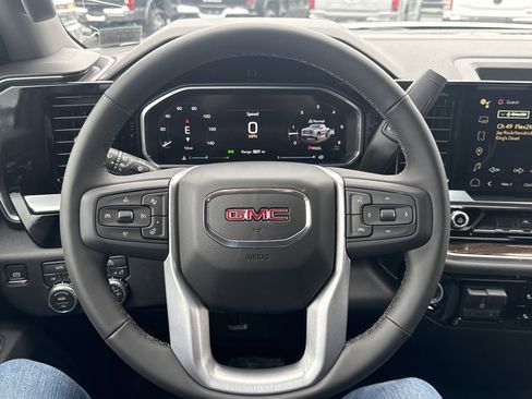 New 2026 GMC Sierra 1500 Elevation image 17