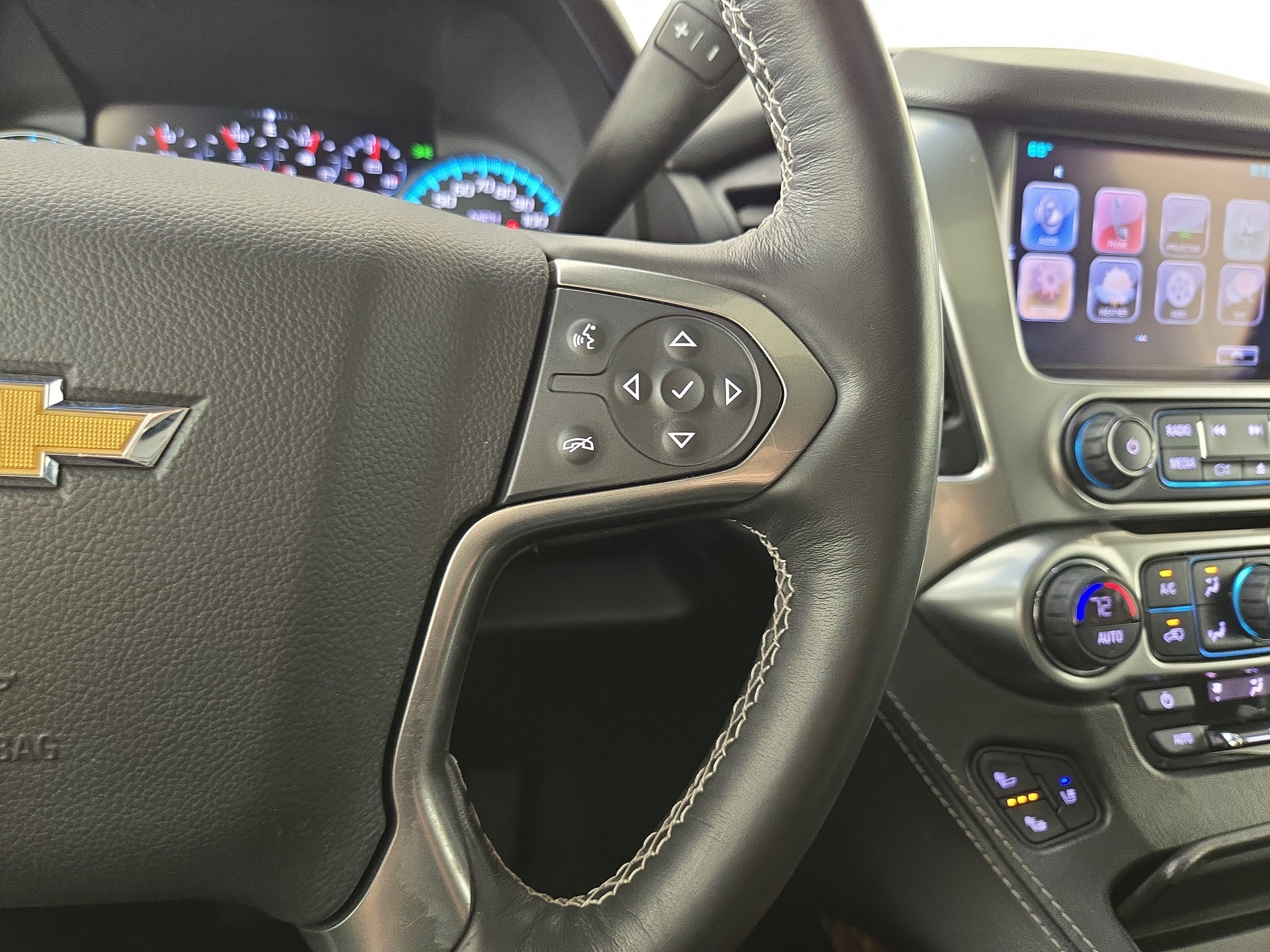 Used 2018 Chevrolet Tahoe Premier AWD/4WD image 17