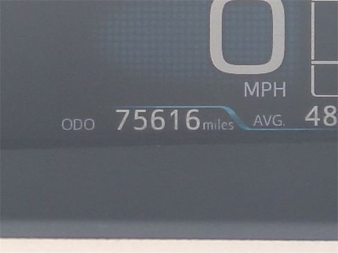Used 2019 Toyota Prius XLE image 23