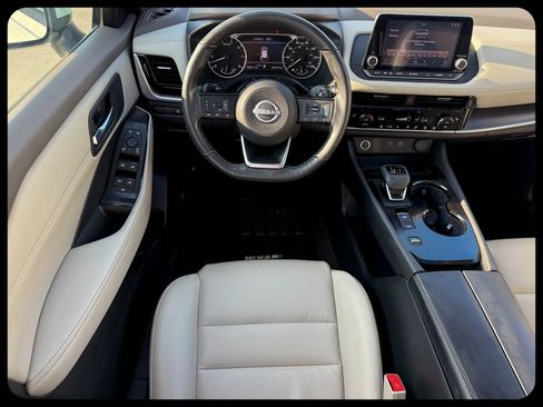 Used 2023 Nissan Rogue SV w/ SV Premium Package FWD image 21