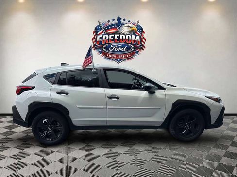 Used 2024 Subaru Crosstrek 2.0i AWD/4WD image 4