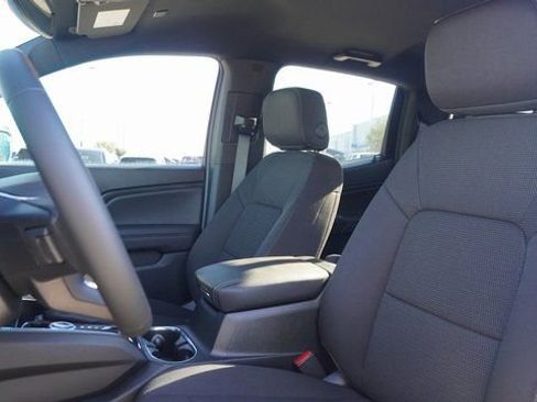 New 2025 GMC Canyon Elevation w/ Convenience Package image 19