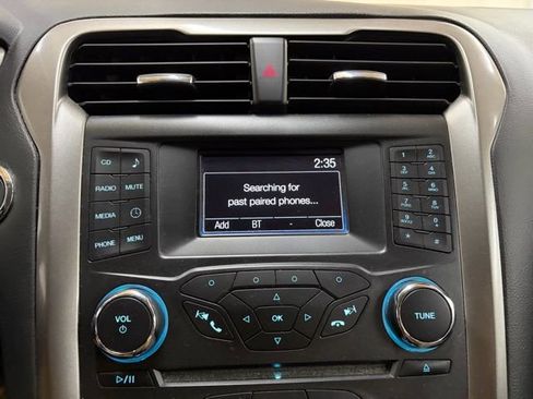 Used 2018 Ford Fusion S image 35