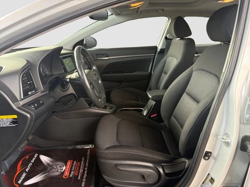 Used 2018 Hyundai Elantra Value Edition w/ Cargo Package FWD image 12