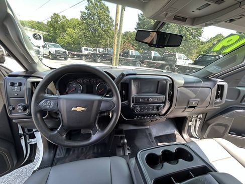 Used 2019 Chevrolet Silverado 2500 W/T w/ WT Convenience Package AWD/4WD image 18