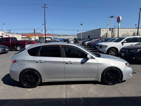 Used 2011 Subaru Impreza 2.5i image 3