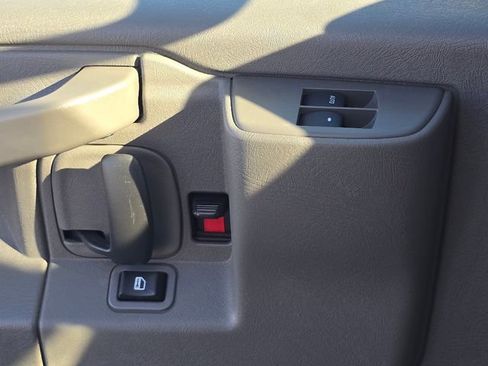 New 2024 Chevrolet Express 3500 w/ Power Convenience Package image 27