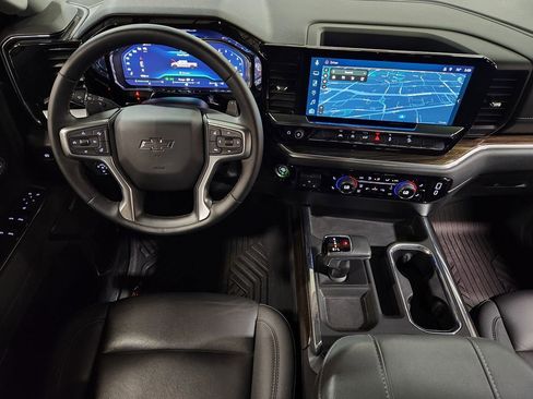 Used 2025 Chevrolet Silverado 1500 LT Trail Boss w/ Convenience Package II image 50