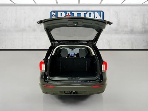 New 2026 Ford Explorer Active RWD image 24