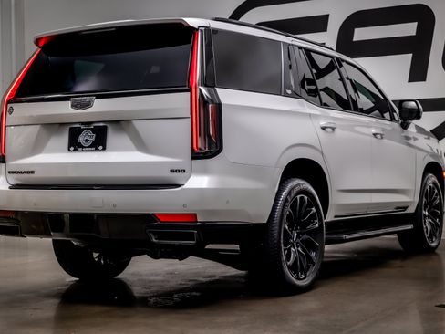 Used 2023 Cadillac Escalade Sport w/ LPO, ONYX Package AWD/4WD image 31