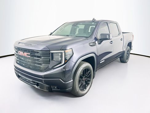 Used 2024 GMC Sierra 1500 Elevation AWD/4WD image 3