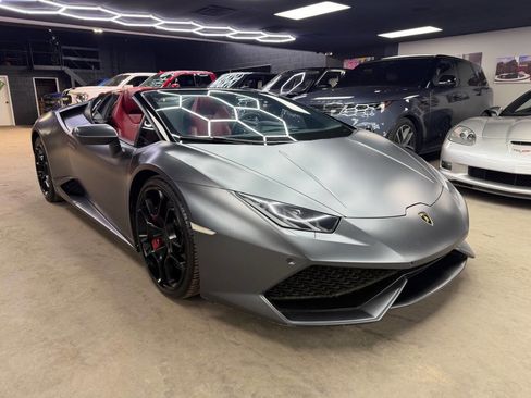 Used 2017 Lamborghini Huracan LP 610-4 image 1