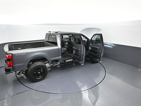 Used 2024 Ford F250 Lariat w/ Sport Appearance Package AWD/4WD image 54