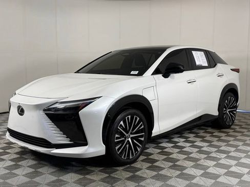 Used 2023 Lexus RZ 450e Premium w/ Technology Package AWD/4WD image 2
