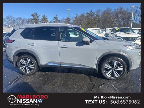 Certified 2022 Nissan Rogue SL w/ SL Premium Package image 8