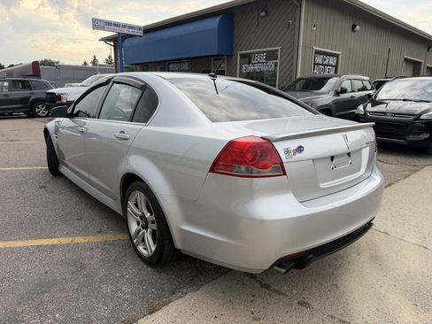 Used 2009 Pontiac G8 w/ Premium Package RWD image 13
