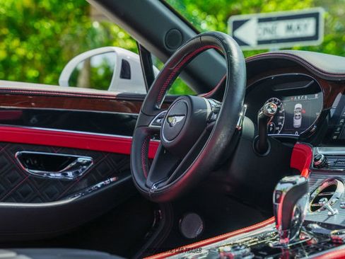 Used 2020 Bentley Continental GT V8 First Edition image 46