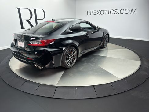 Used 2017 Lexus RC F w/ Performance Package RWD image 9