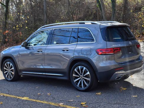 Used 2021 Mercedes-Benz GLB 250 4MATIC image 6
