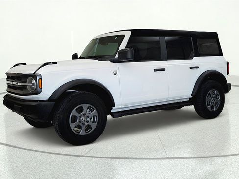 Used 2024 Ford Bronco Big Bend AWD/4WD image 3