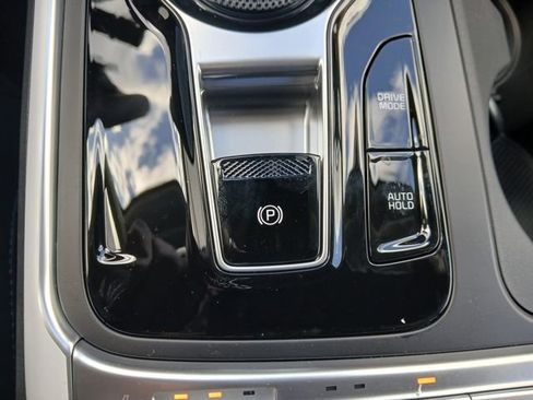 New 2026 Kia Carnival SX Prestige image 23