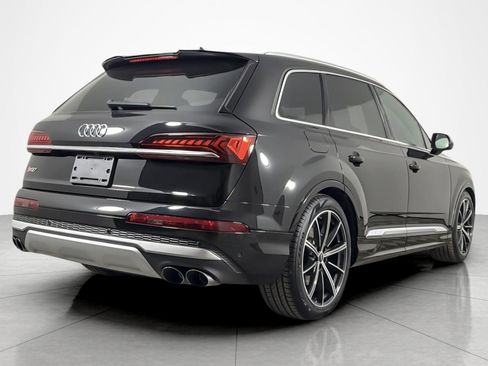 Used 2022 Audi SQ7 Premium Plus w/ SQ7 Executive Package image 5