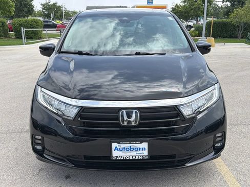 Used 2023 Honda Odyssey Elite image 2
