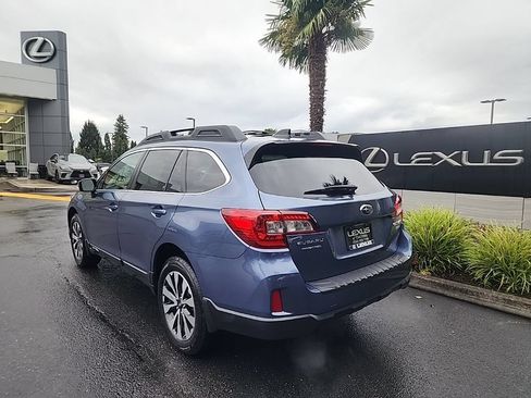 Used 2016 Subaru Outback 3.6R Limited AWD/4WD image 3