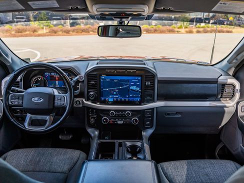 Used 2021 Ford F150 XLT w/ Equipment Group 302A High image 23