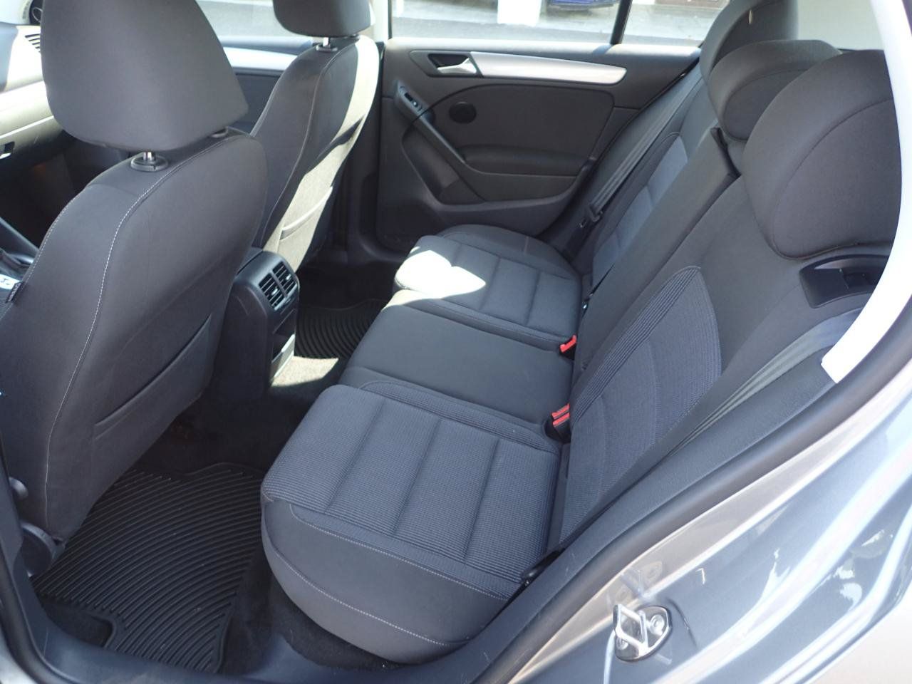 Used 2013 Volkswagen Golf TDI FWD image 10