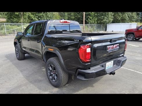 Used 2025 GMC Canyon Elevation w/ Convenience Package AWD/4WD image 5