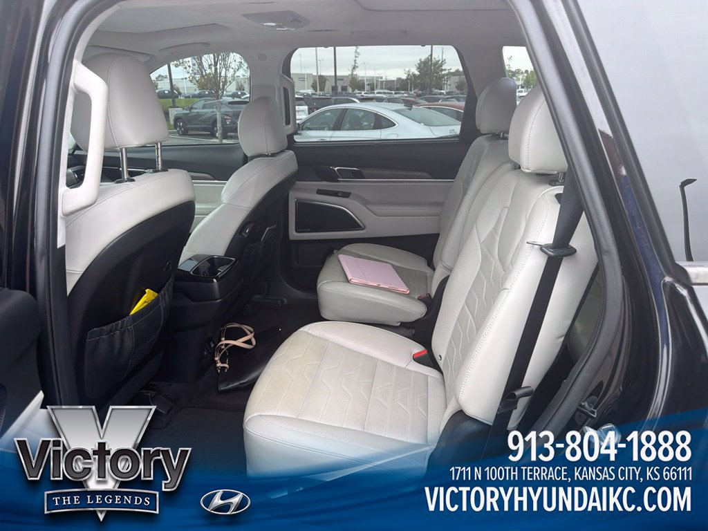 Used 2021 Kia Telluride SX w/ SX Prestige Package AWD/4WD image 9