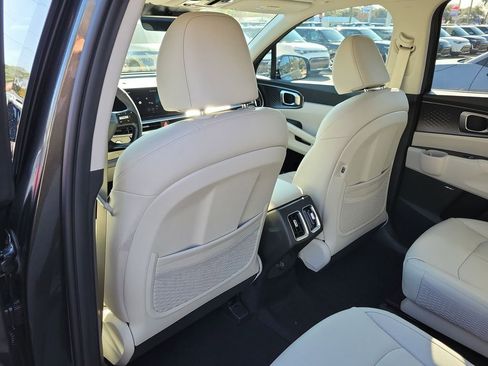 New 2026 Kia Sorento EX w/ EX Premium Package AWD/4WD image 17