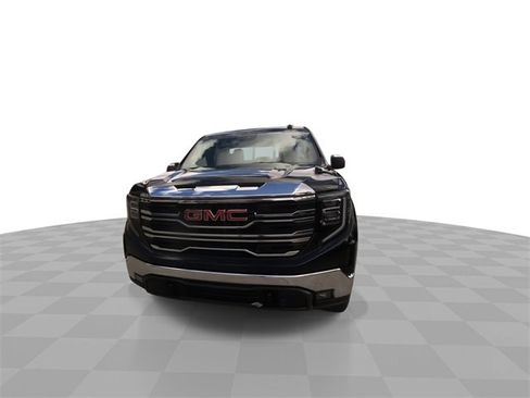 Certified 2023 GMC Sierra 1500 SLT w/ SLT Premium Package image 5