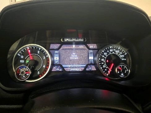 Used 2023 RAM 2500 Laramie AWD/4WD image 14