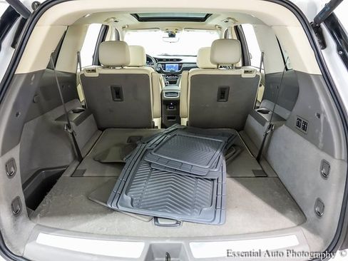 Used 2020 Cadillac XT6 Premium Luxury image 23