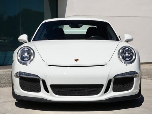 Used 2014 Porsche 911 GT3 RWD image 2