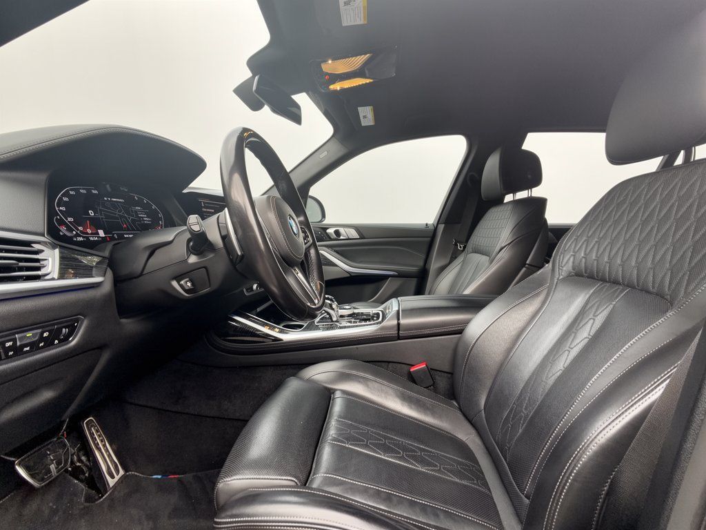 Used 2022 BMW X7 M50i AWD/4WD image 5