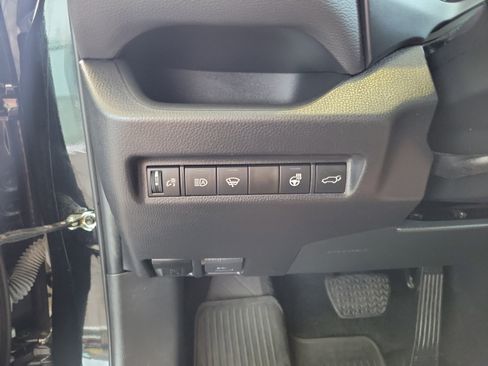 Certified 2022 Toyota RAV4 XLE Premium image 15