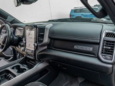 Used 2023 RAM 1500 Laramie AWD/4WD image 16