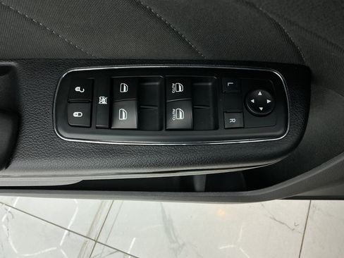 Used 2019 Dodge Charger SXT w/ Blacktop Package RWD image 37