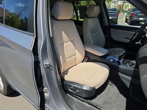 Used 2016 BMW X3 xDrive28i AWD/4WD image 25