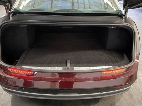 Used 2022 Lucid Air Grand Touring image 7