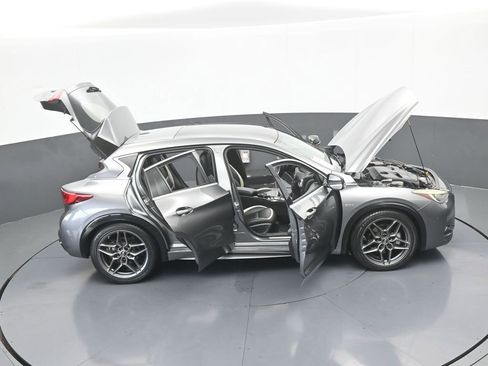 Used 2017 INFINITI QX30 Sport w/ Sport Leather Package image 62