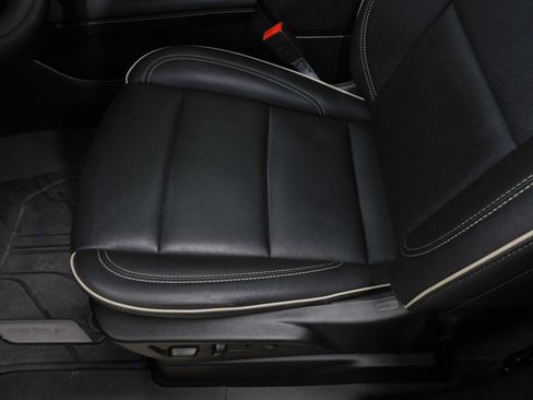 Used 2024 Chevrolet Tahoe Premier w/ Premium Package image 32