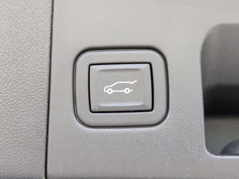 Used 2024 Cadillac XT5 Premium Luxury image 14