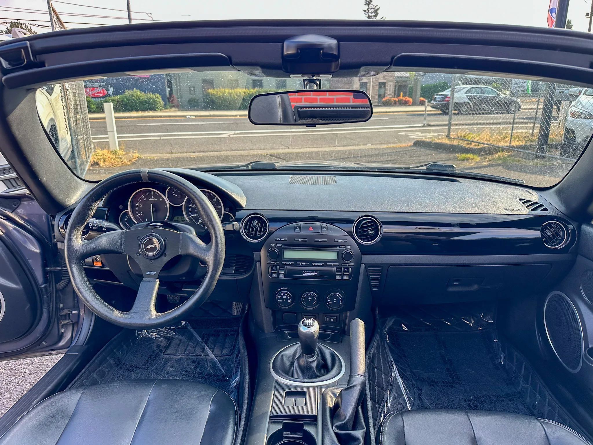 Used 2008 MAZDA MX-5 Miata Grand Touring w/ Premium Pkg RWD image 3