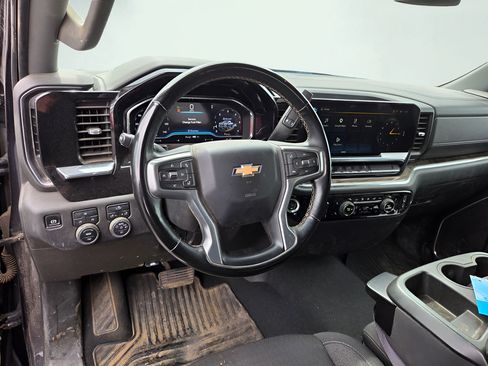 Used 2024 Chevrolet Silverado 2500 LT w/ Convenience Package AWD/4WD image 13