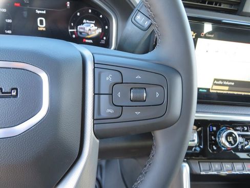 New 2026 GMC Sierra 2500 Denali w/ Denali Reserve Package image 21